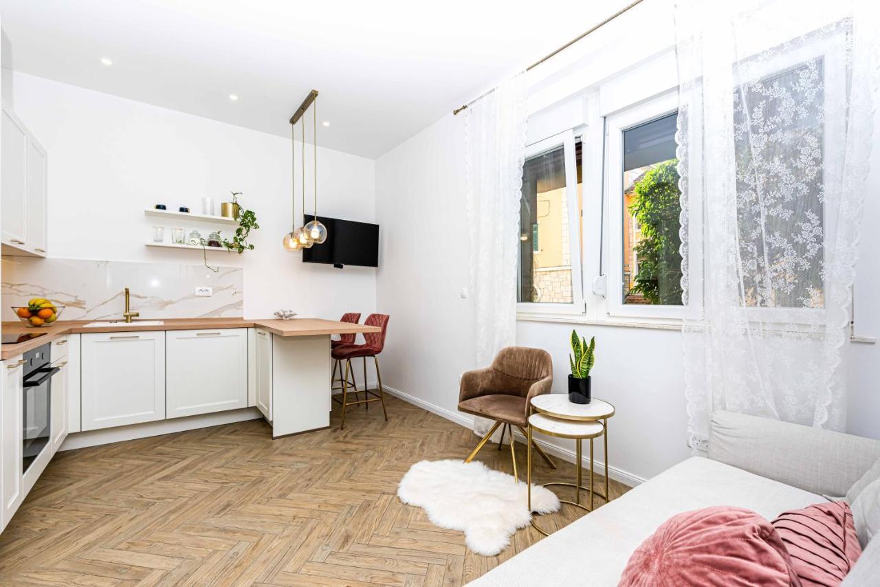 Beautiful Apartment In Split Center Exterior photo